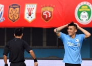 九游体育直播-大连一方队面对强敌，经过艰苦比拼获得平局！