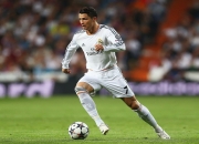 九游官网-当东欧铁骑遇上南美利刃，阿圭罗无解进攻映衬乌克兰防线的叹息