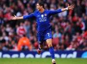 九游娱乐官方-浓眉完美发挥定乾坤，76人掀翻广厦展现唯一性