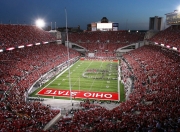 九游游戏-老鹰的节奏掌控，布克如何成为撕裂雄鹿防线的关键先生