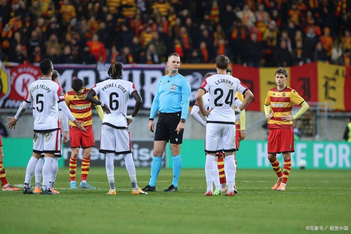 包含南安普顿主场大胜阿斯顿维拉,豪取三分的词条 包含南安普顿主场大胜阿斯顿维拉,豪取三分的词条