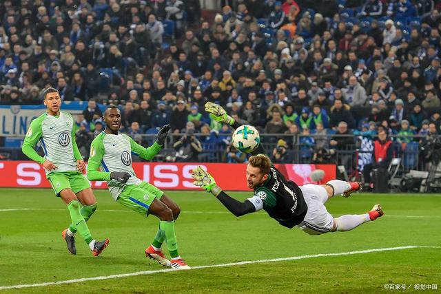 沃尔夫斯堡取得关键胜利,稳固德甲前四位置 沃尔夫斯堡取得关键胜利,稳固德甲前四位置