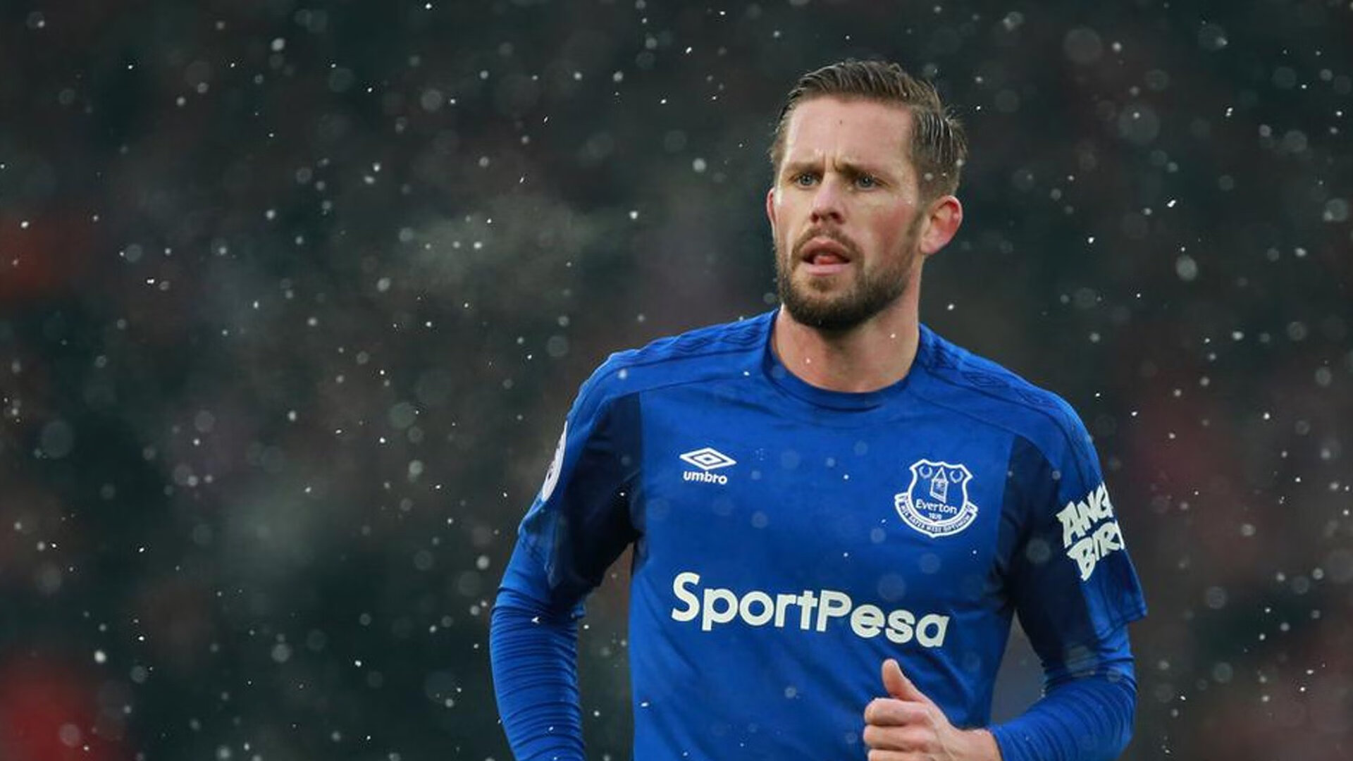 乔治统治全场,新疆队强势拿下广东队,一场定义赛季的胜利