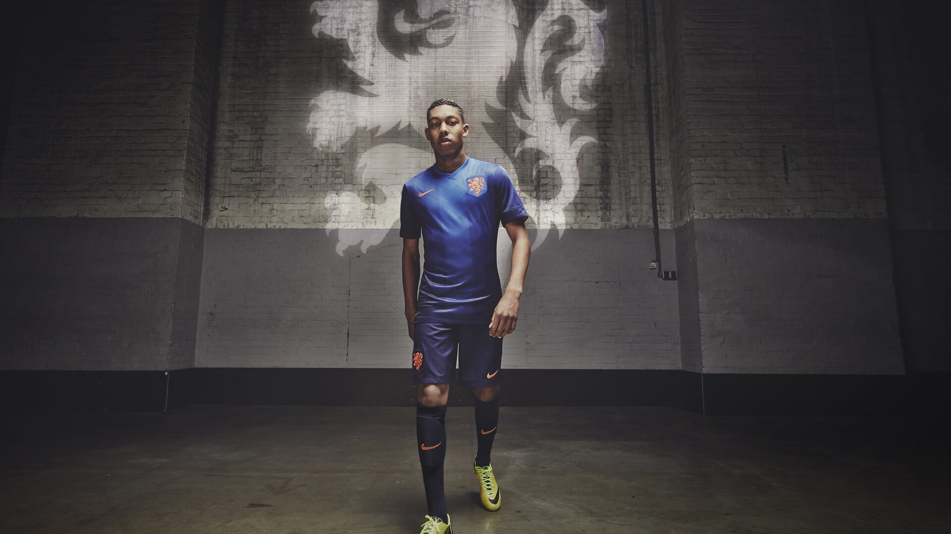 英超争冠焦点战与森林狼碾压76人，竞技场上的两种统治力